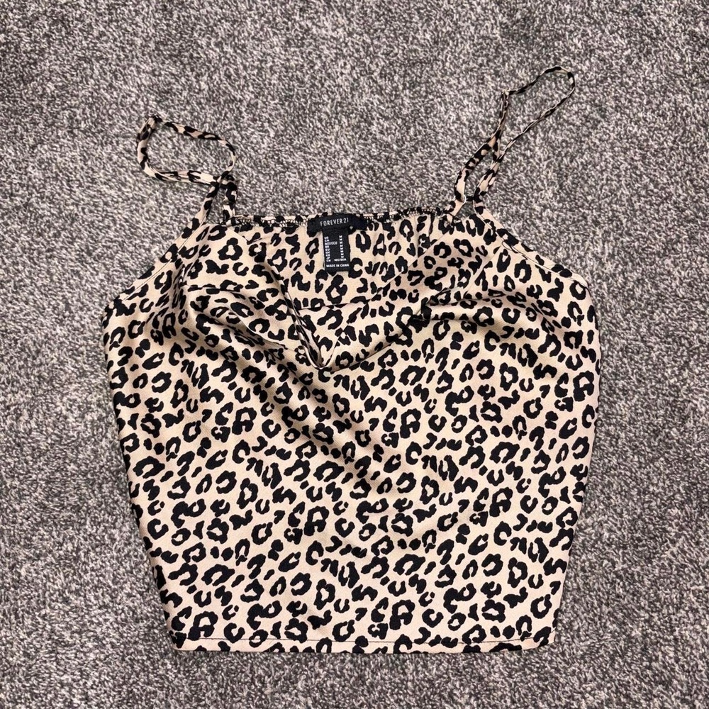 Forever 21 leopard print crop top in a M